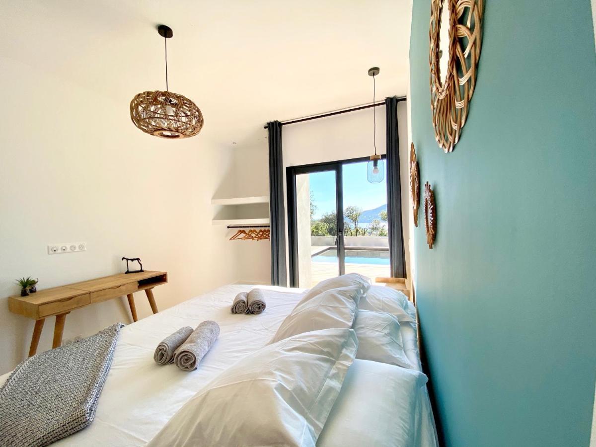 Villas De Standing Avec Magnifique Vue Mer Et Piscines Privees, Sagone Сагон Экстерьер фото