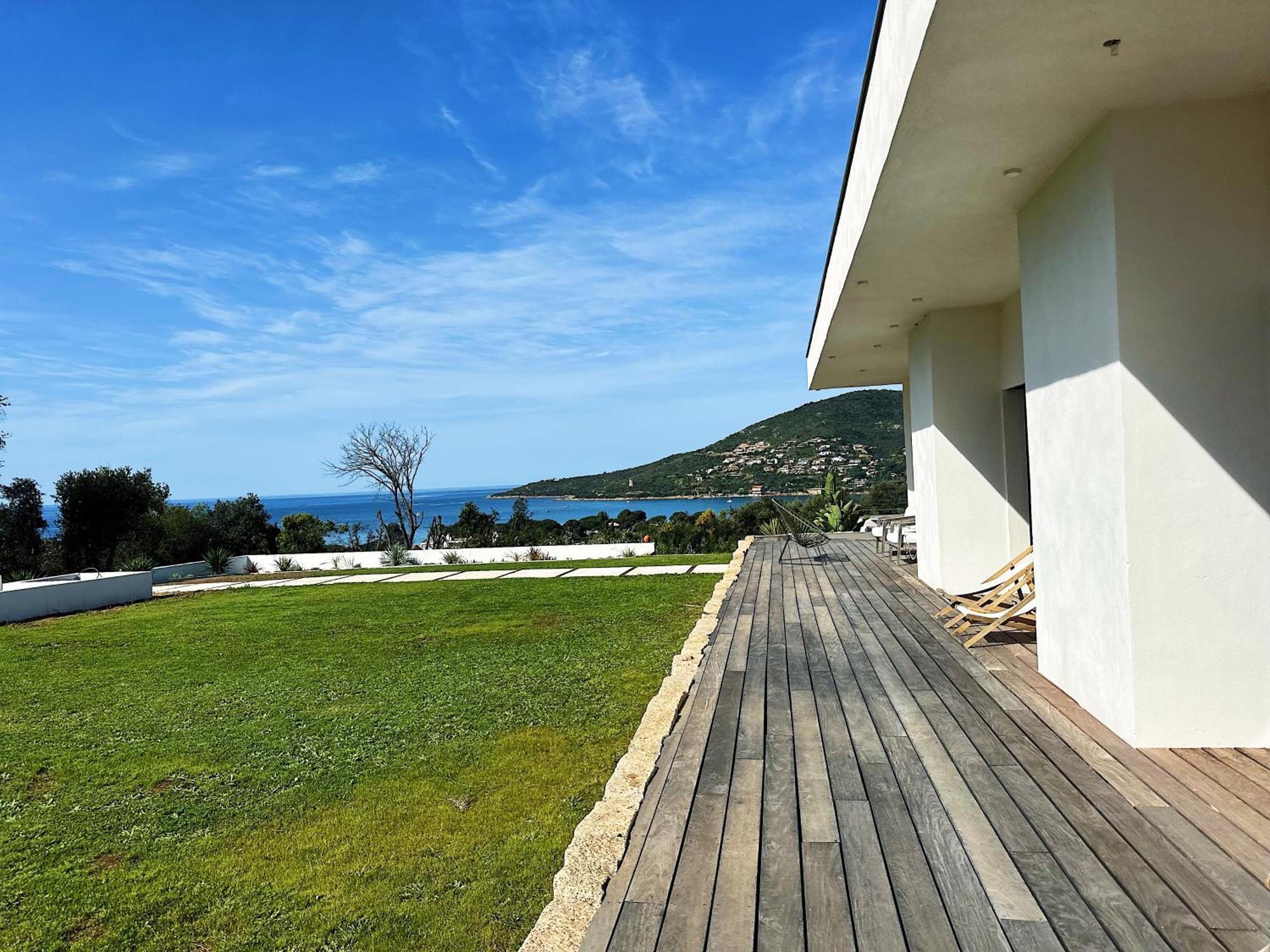 Villas De Standing Avec Magnifique Vue Mer Et Piscines Privees, Sagone Сагон Экстерьер фото